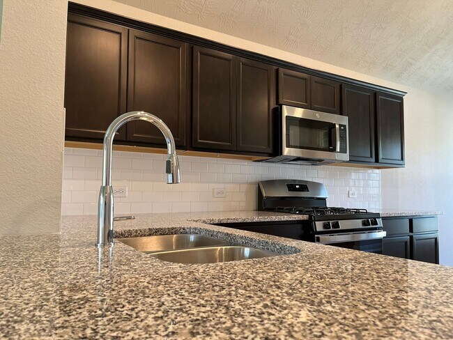 Building Photo - 3/2/2  in the beautiful  gated community of Point Aquarius WISD