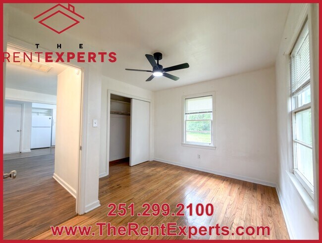 Building Photo - 55 Macks St