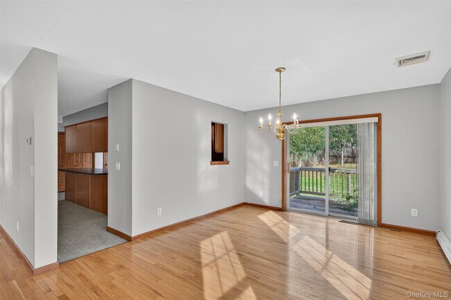 Building Photo - 98 Black Creek Rd