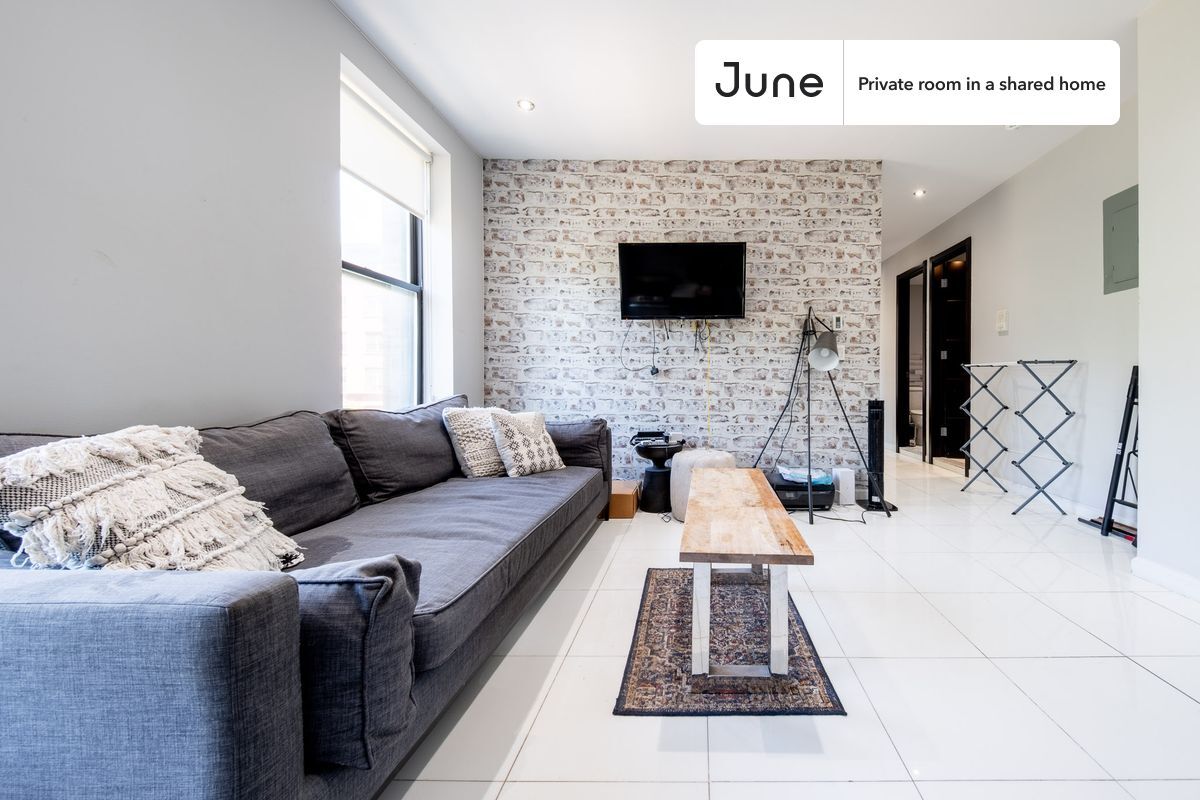 Building Photo - Room in Shared 3 bed/2 bath home in Central Harlem