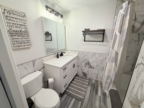 Building Photo - 33 Willow Wood Ct