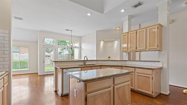 Building Photo - 12835 Dove Brook Ct