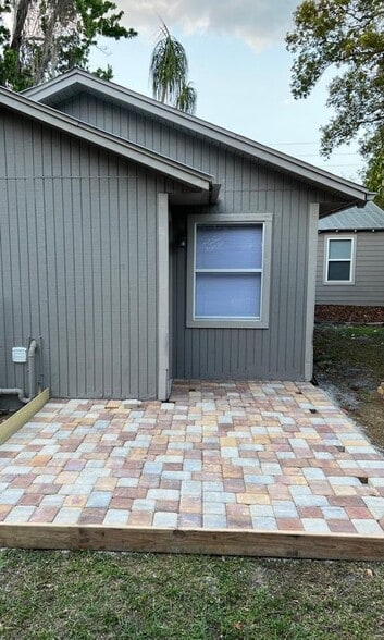 Building Photo - 1550 Michigan Ave