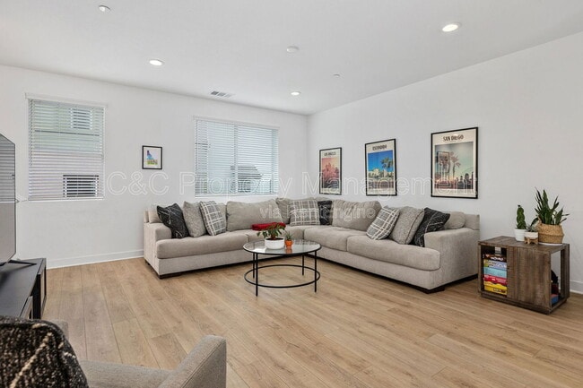 Building Photo - 2215 S Cordon Gln