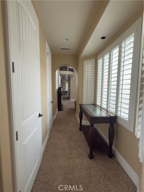 Building Photo - 211 Chicago