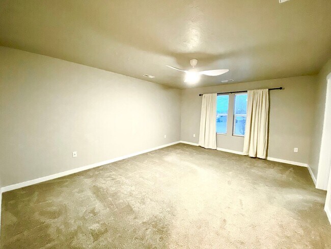 Building Photo - Beautiful 4 Bedroom, 4 Car Garage With Small Trailer Parking in Star - Available NOW