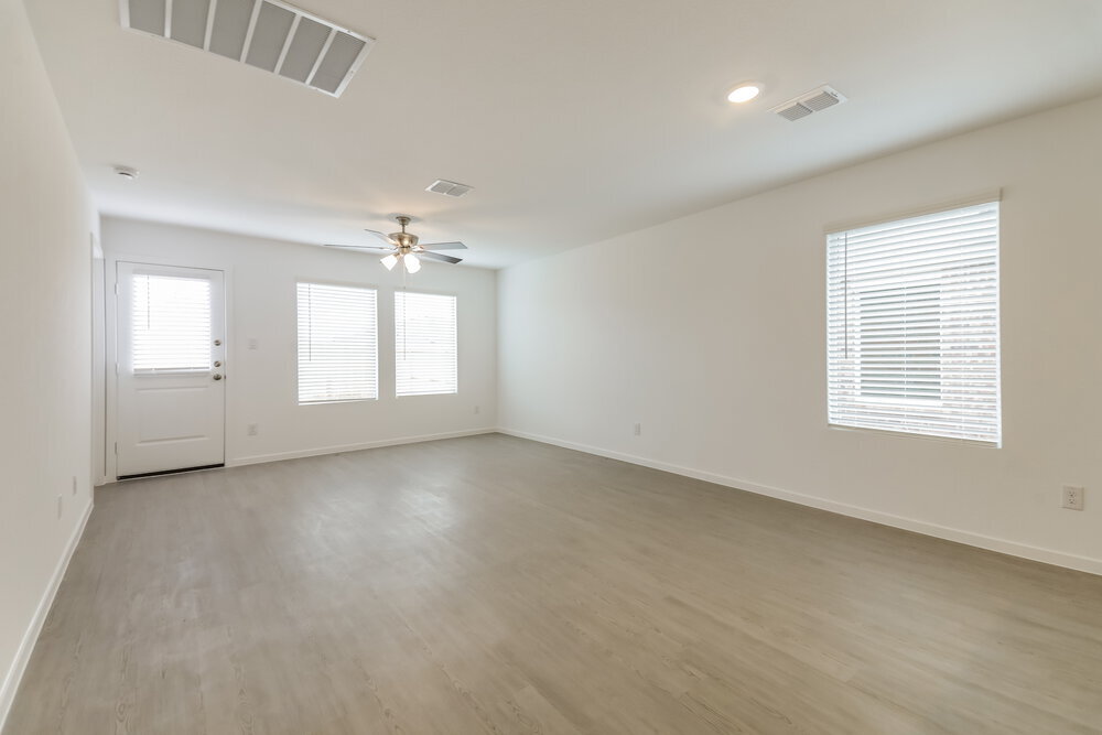 Building Photo - 1712 Crossbill St