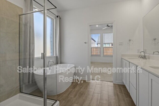 Building Photo - 224 Cherryvale Ln