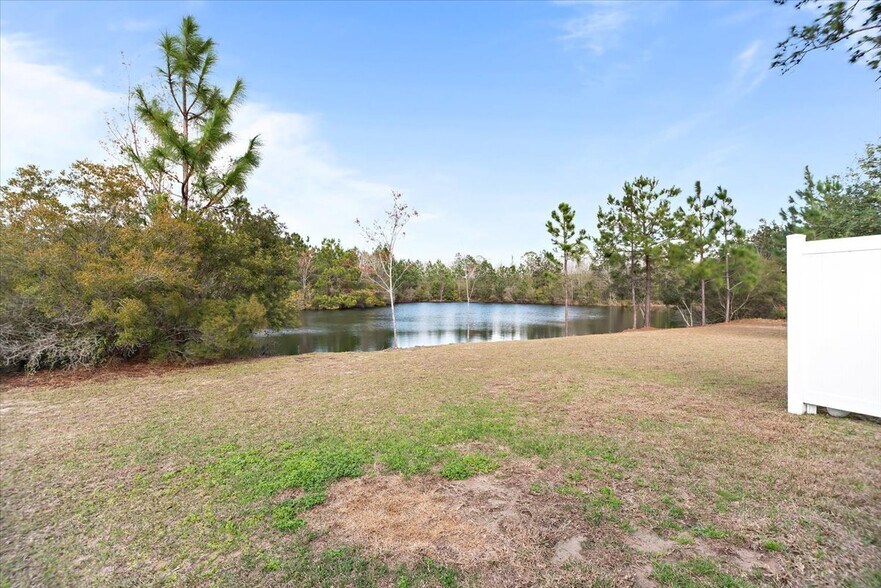 Backyard - 401 Barry McCaffrey Blvd