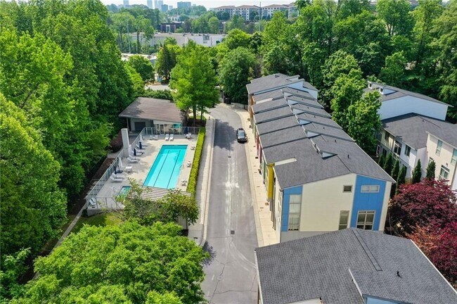Building Photo - 1380 Stirling Cir NW