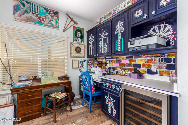 Building Photo - 20475 E Palomino Dr