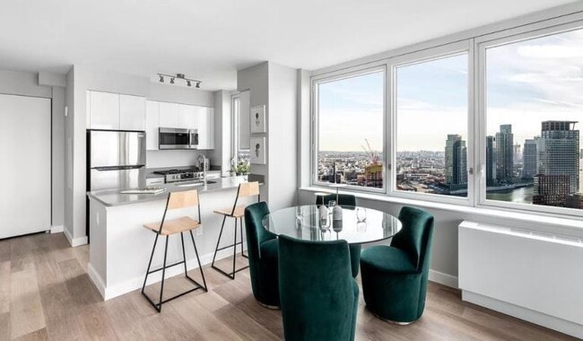 Building Photo - 1 bedroom in Long Island City NY 11101