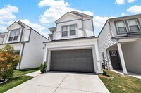 Building Photo - 13412 Sun Cay Drive