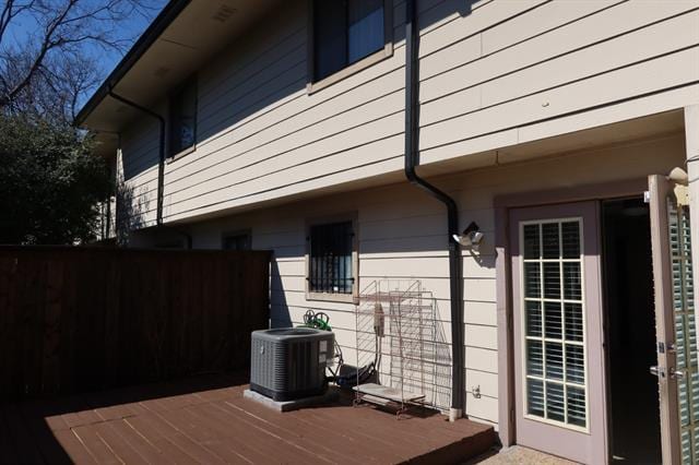 Building Photo - 6646 E Lovers Ln