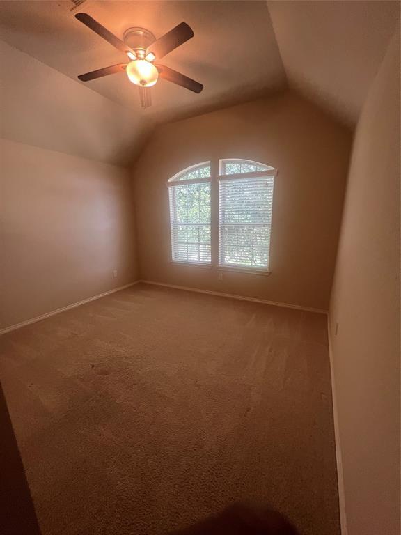 Building Photo - 2911 Meadows Pond Ln