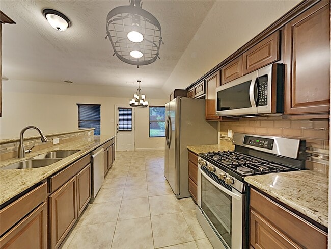 Building Photo - 3618 Cross Green Ln