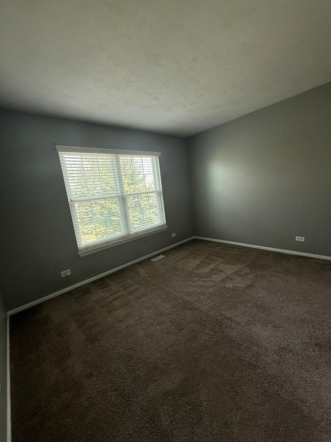 Building Photo - 2340 Hudson Cir
