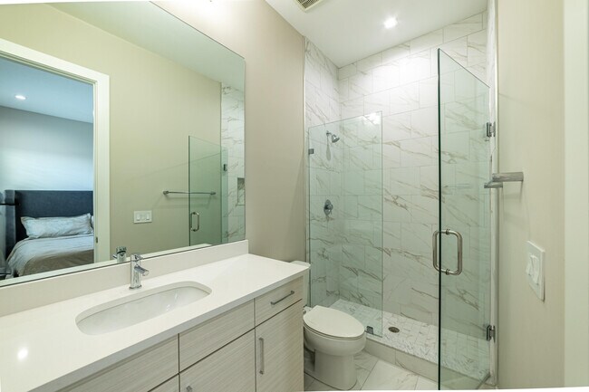 Building Photo - 3018 Safflower Cir