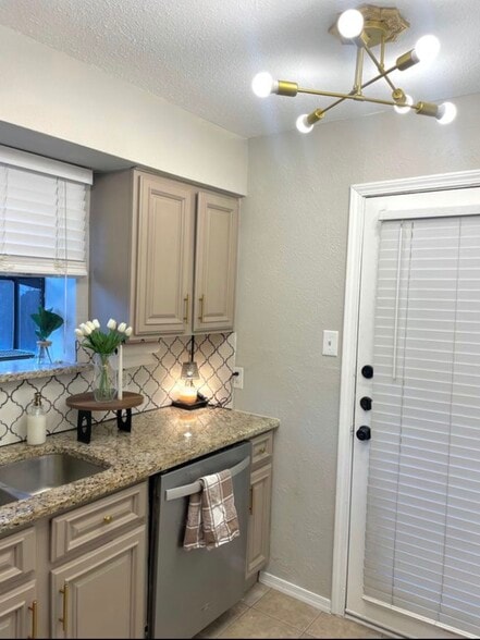 Building Photo - 4748 Old Bent Tree Ln