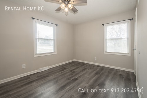 Building Photo - 942 S 57th St