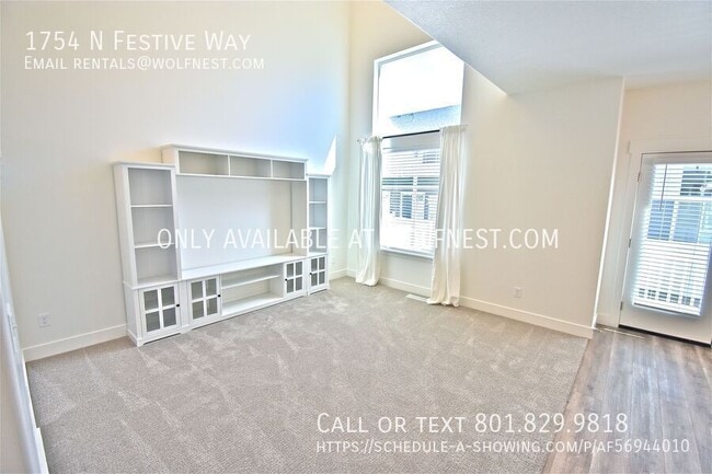 Building Photo - 1754 N Festive Wy