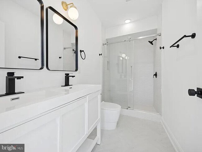 Building Photo - 2537 Cecil B. Moore Ave