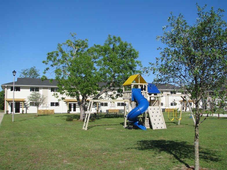 Long Beach Station 210 2nd Ave Long Beach MS 39560 Apartment Finder