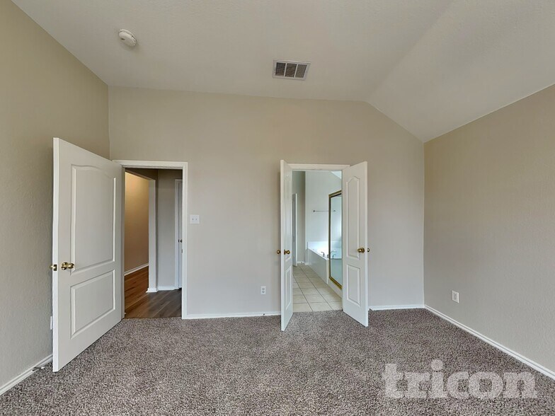 Building Photo - 1314 Pegasus Dr