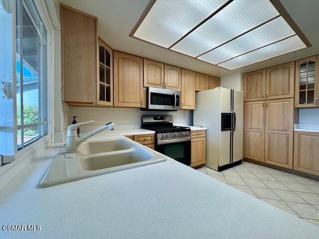 Building Photo - 5927 Dovetail Dr