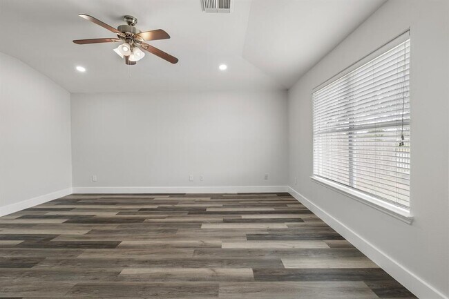 Building Photo - 21606 Borah Peak Way