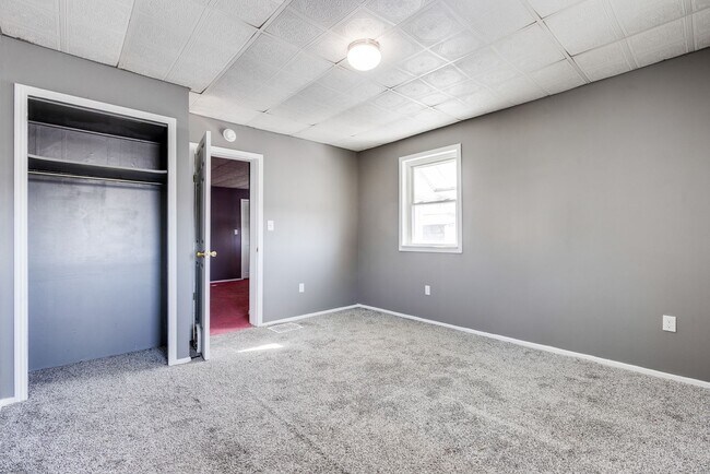 Building Photo - AVAILABLE NOW! 3 bed, 2 bath AMAZING House in Allentown!!!