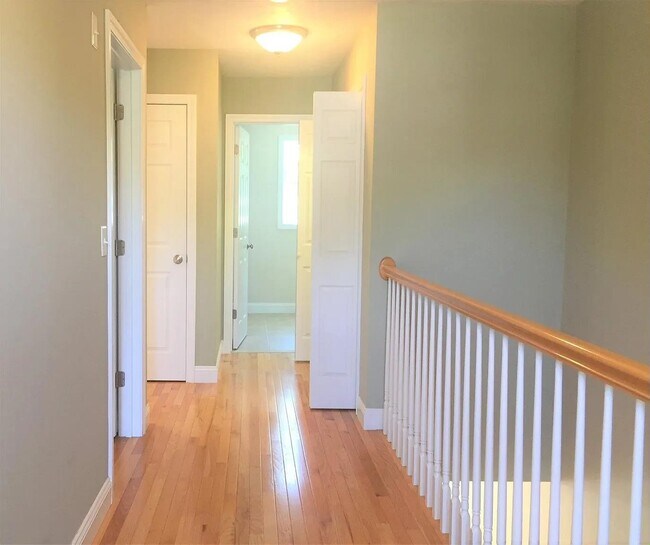 Building Photo - 25 Albacore Way