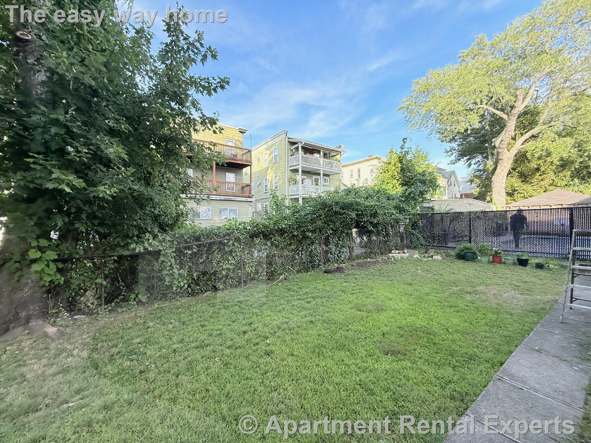 Building Photo - 69 Raymond Ave