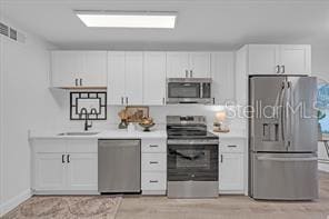 Building Photo - 224 6th Ave N