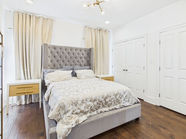 Building Photo - 2235 Venable St