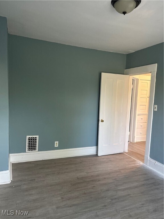 Building Photo - 1390 E 109th St