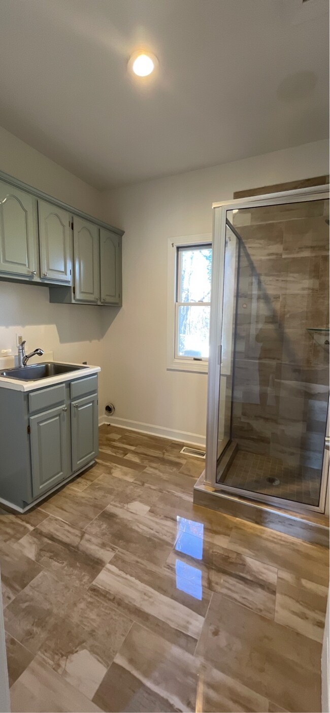 Building Photo - Stately Brick Home in Prime City Location