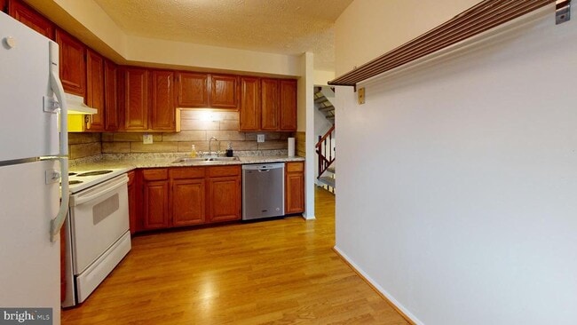 Building Photo - 7801 Fairborn Ct