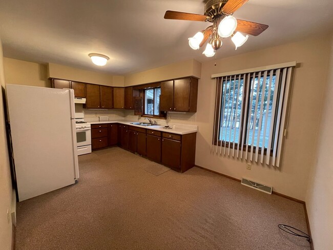 Building Photo - 1412 Keck Ave