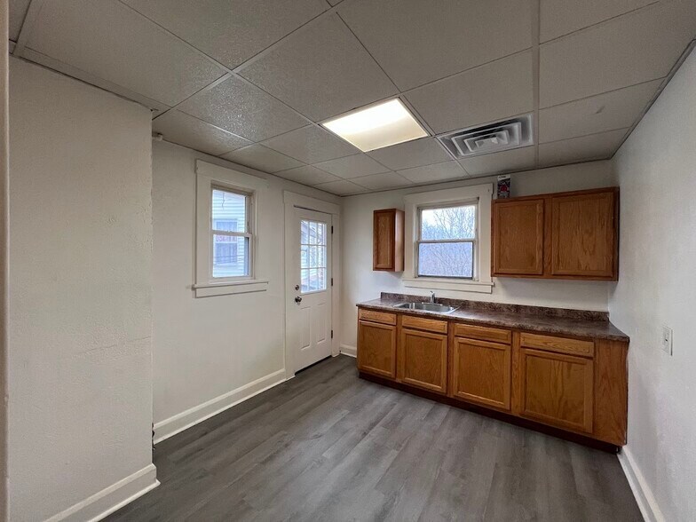 Building Photo - 188 Pennsylvania Ave