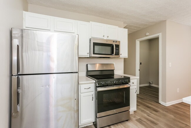 Building Photo - 3109 Canter Ct NE