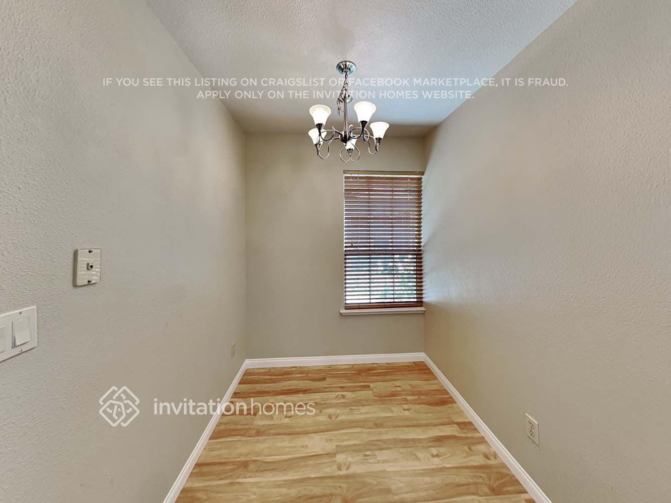 Building Photo - 9017 Laguna Springs Way