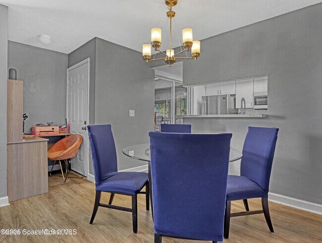 Building Photo - 730 Ridge Club Dr