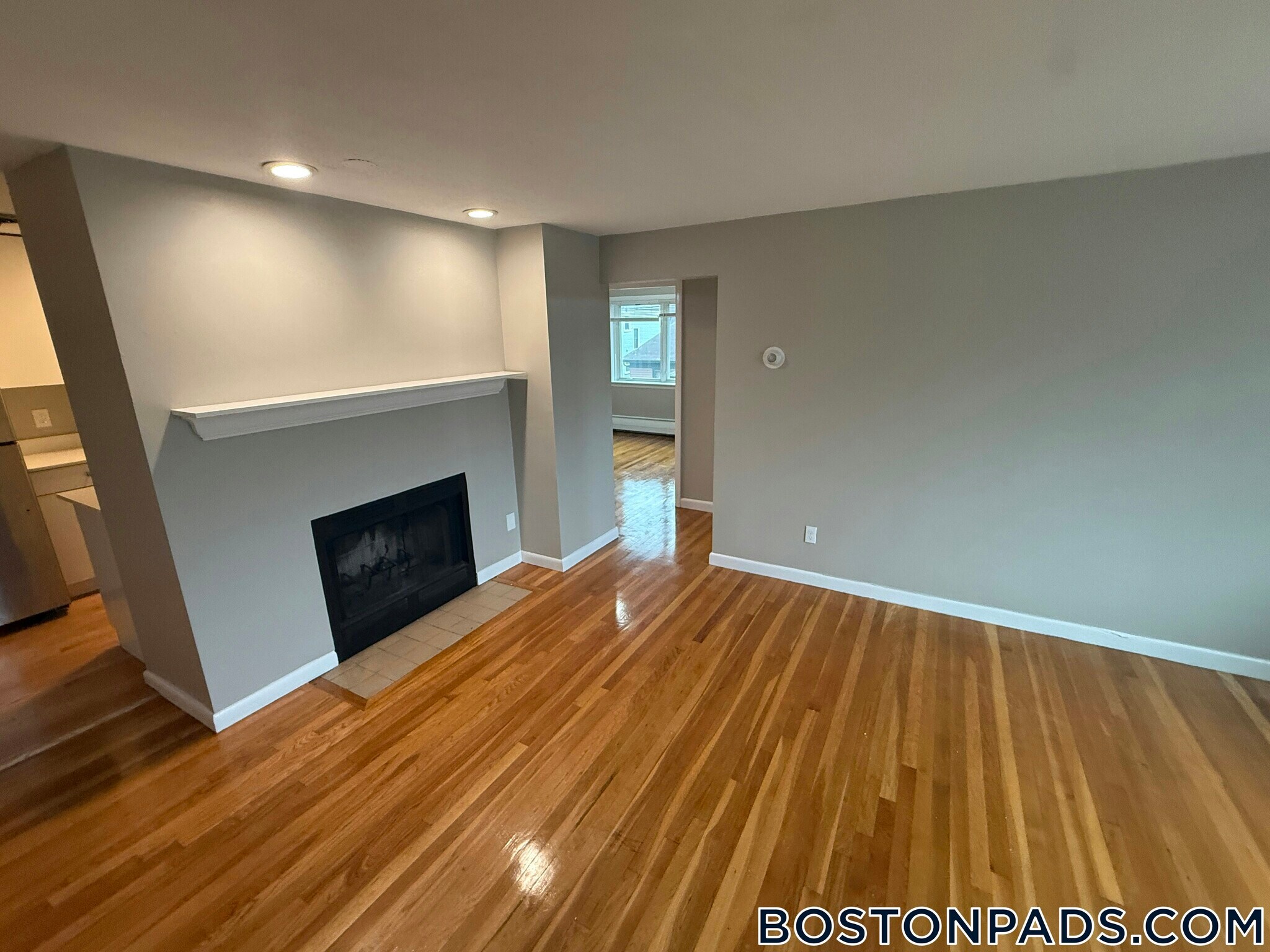 Building Photo - 50 Evergreen St