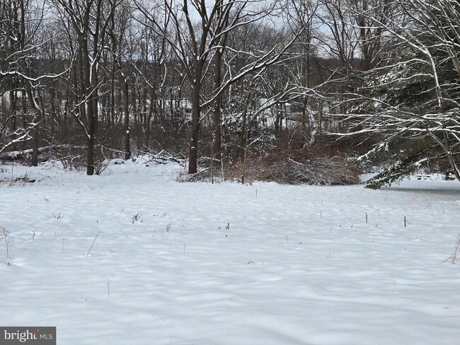 Building Photo - 128 Valley Green Dr