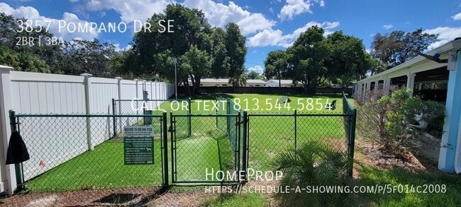 Building Photo - 3857 Pompano Dr SE