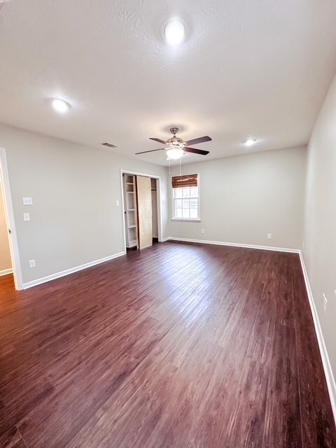 Building Photo - 278 Oxley Dr