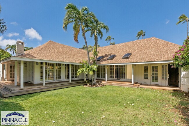 Building Photo - 814-814A Kealaolu Avenue