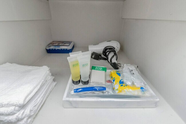 Building Photo - 3518 Roswell Rd NE