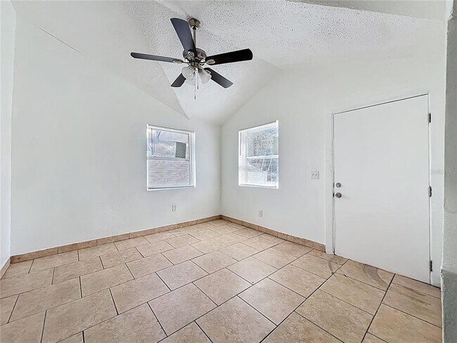 Building Photo - 1329 30th St